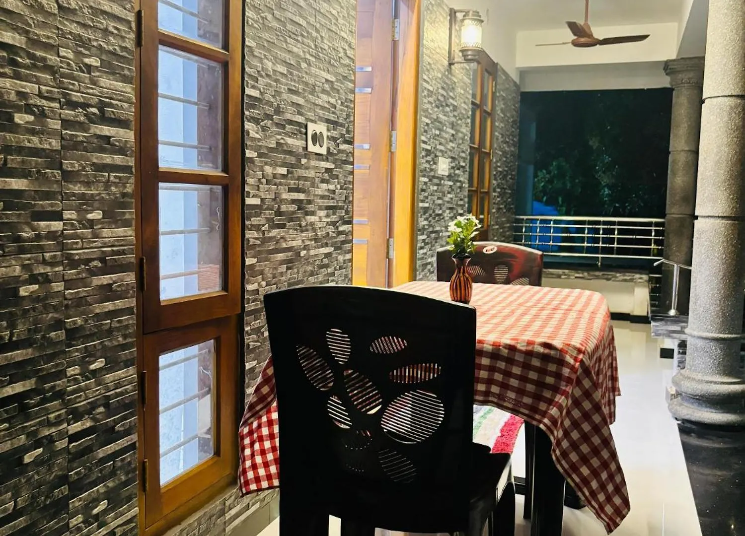 Marari La Rose Beach Homestay Mararikulam